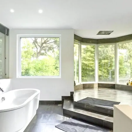 بيت للعطل 5 Bedroom Luxury House Cascais1 *