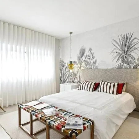 5 Bedroom Luxury House Cascais1 بيت للعطل *