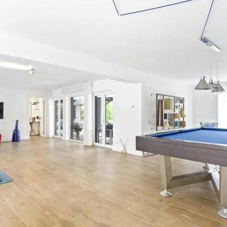 بيت للعطل 5 Bedroom Luxury House Cascais1 كاسكايس