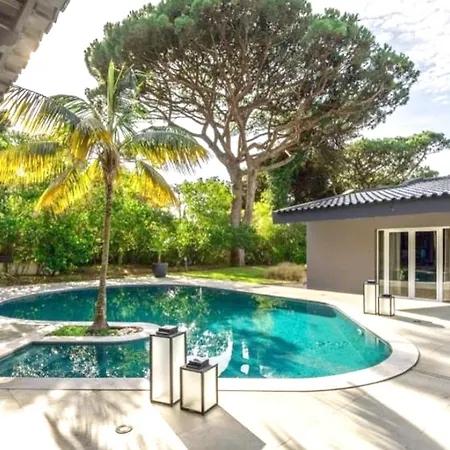 5 Bedroom Luxury House Cascais1 بيت للعطل
