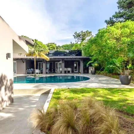 بيت للعطل 5 Bedroom Luxury House Cascais1 كاسكايس